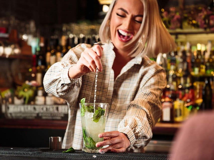 #1 Benidorm Club Crawl with Free Drinks & VIP Entry - Beachcomber finishes with late-night energy