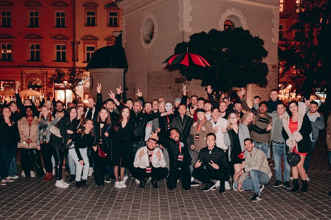 1 Hour of Open Bar Pub Crawl + Karaoke + VIP Entry to Best Clubs - The Three-Level Villa Party