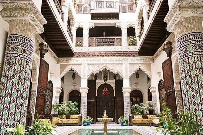 10 Days 9 Nights Luxury Tour of Morocco - Crossing the Middle Atlas toward the desert