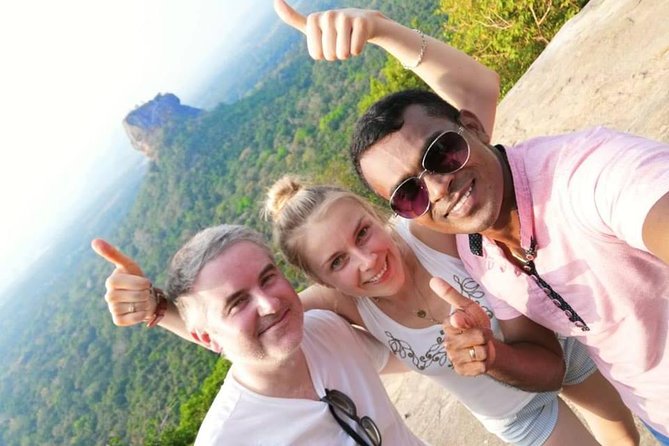 10 Days Tour in Sri Lanka (Hotels with Breakfast & Luxury Car) - Kandy adds temples, hills, and a change of pace