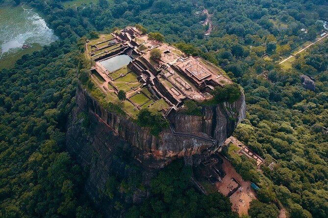 14 Days Tour in Sri Lanka - Fortnight Expedition with Luxury Hotels - Sigiriya puts Sri Lanka’s ancient power on a rock
