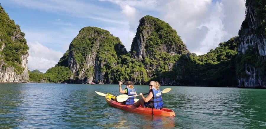 2-Day: Hanoi - Ninh Binh - Halong Bay Luxury Cruise - Trang An by sampan boat
