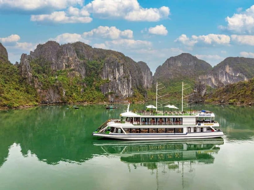 2-Day: Hanoi - Ninh Binh - Halong Bay Luxury Cruise - The climb to Mua Cave and Lying Dragon Mountain