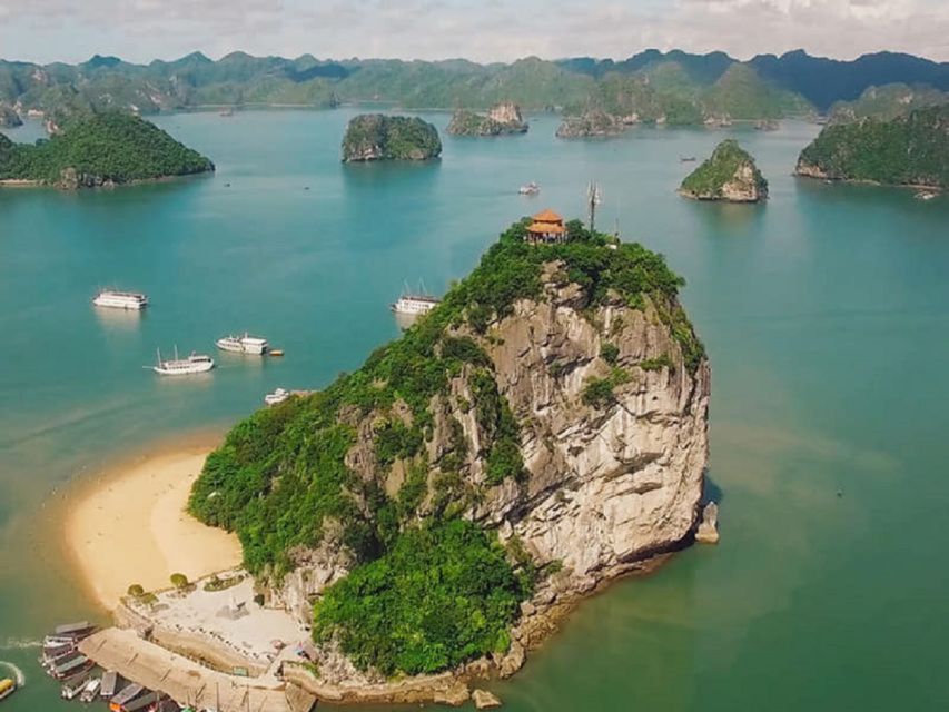 2-Day: Hanoi - Ninh Binh - Halong Bay Luxury Cruise - Lunch among Ha Long Bay’s rock formations