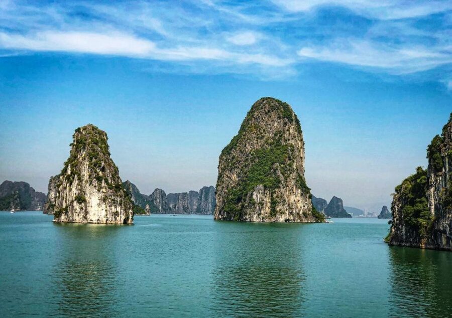 2-Day: Hanoi - Ninh Binh - Halong Bay Luxury Cruise - Sung Sot Cave and its huge chambers