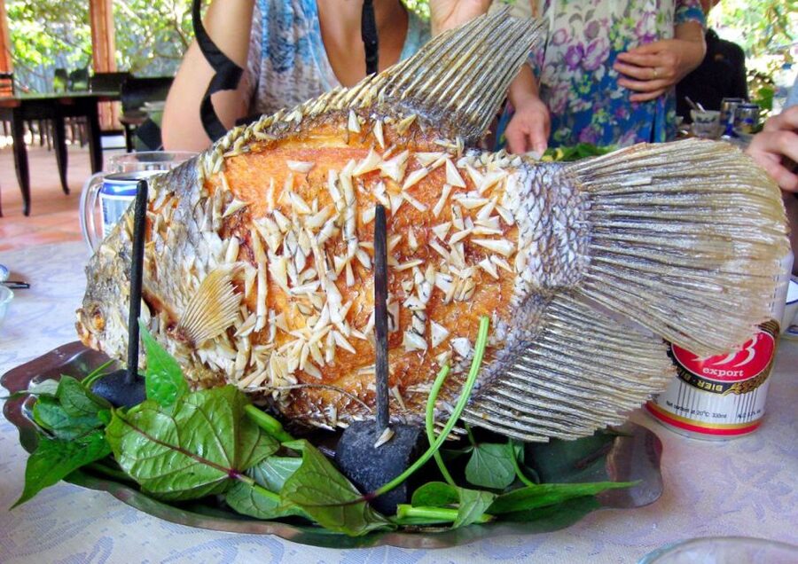 2-Day Mekong Delta Luxury Group Tour from Ho Chi Minh City - Day Two: Cai Rang Floating Market Before the Heat
