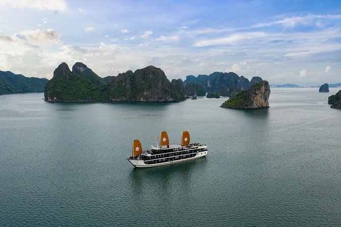2 Days and 1 Night Halong Bay Luxury Genesis Regal Cruises - Your cabin, meals, and time on board