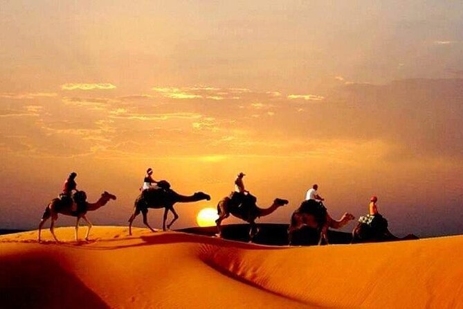 2 Days Luxury Tour to Merzouga Desert from Fez with Small Group - Midelt, lunch, and the long middle of the day