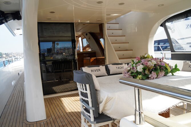 2 Hours Luxury Private Yacht Cruise on the Bosphorus - Why a Private Bosphorus Cruise Makes Sense