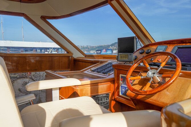 2 Hours Luxury Private Yacht Cruise on the Bosphorus - Bebek, Rumeli Fortress, and the Narrowest Waterway