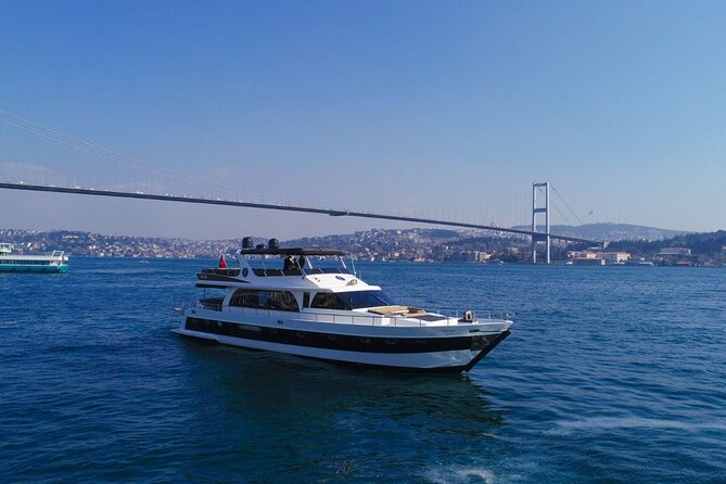 2 Hours Luxury Private Yacht Cruise on the Bosphorus - Dolmabahçe Palace and the First Ottoman Views