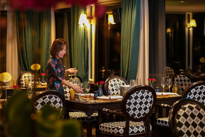 2Days-1Night Halong Bay Luxury Genesis Regal Cruises - Day one: lunch, floating houses, and time on the water