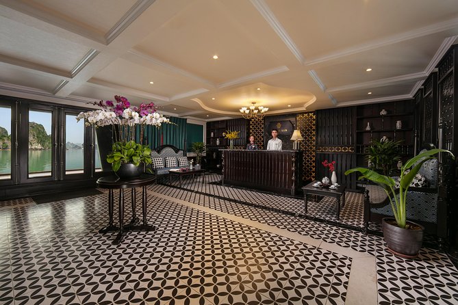 2Days-1Night Halong Bay Luxury Genesis Regal Cruises - Day two: early morning, a second floating-house visit, and brunch