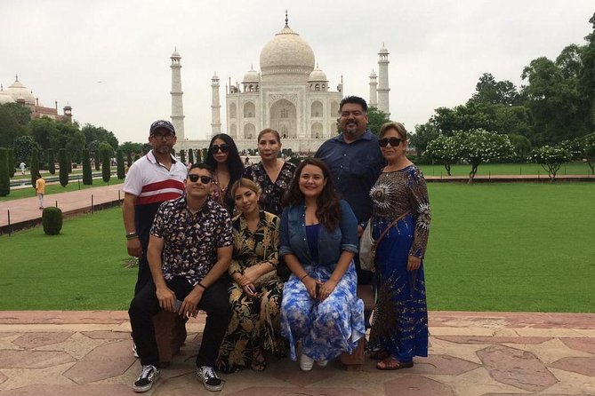 3-Day Private Luxury Golden Triangle Tour to Agra and Jaipur From New Delhi - Drivers and guides are the heart of the experience