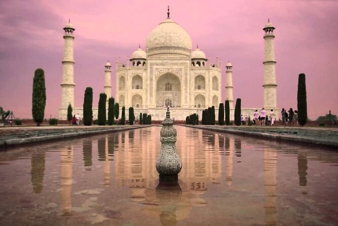 3-Day Private Luxury Golden Triangle Tour to Agra and Jaipur From New Delhi - Old Delhi by rickshaw, mosque, and market