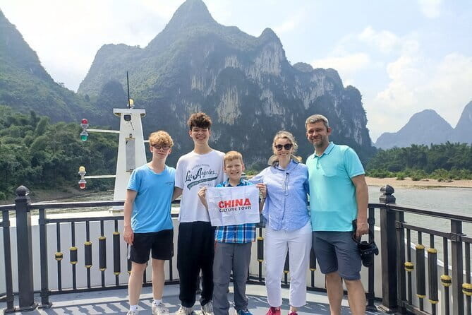 3 Days Private Luxury Guilin Highlights Tour - Xianggong Mountain delivers the big Yangshuo view