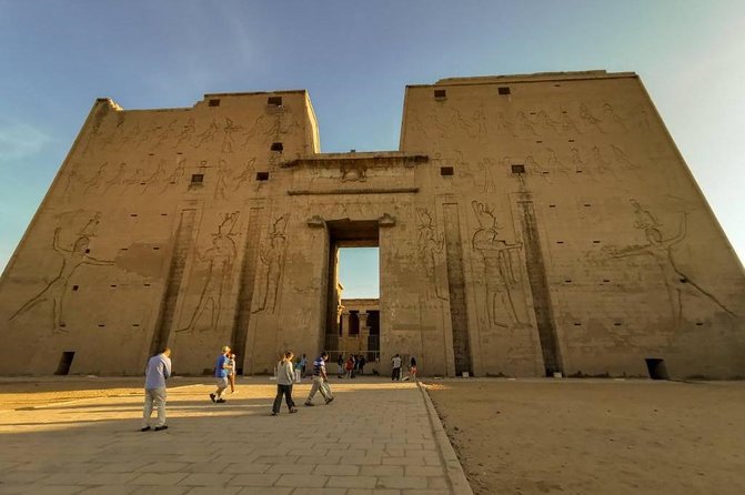 4-Day 3-Night Nile Cruise from Aswan to Luxor - Luxury Tour - Day four: Karnak, Luxor Temple, and a noon finish