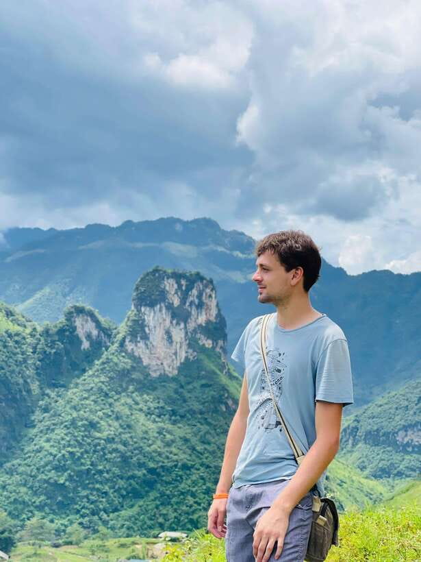 4-day Motorbike Ha Giang Loop Luxury Tour With Easy Rider - Night 0: The VIP Bus From Hanoi to Ha Giang