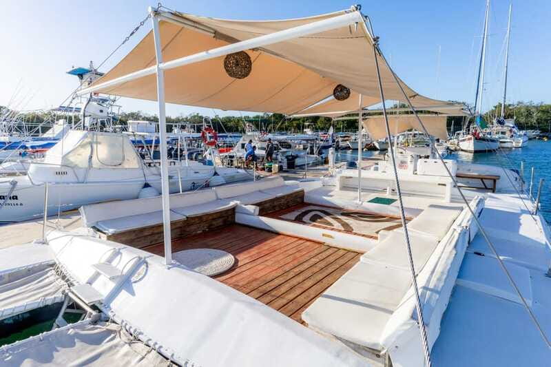4 Hour Turtle Sanctuary Experience on a Luxury Catamarán - Food, drinks, and the real value of $78