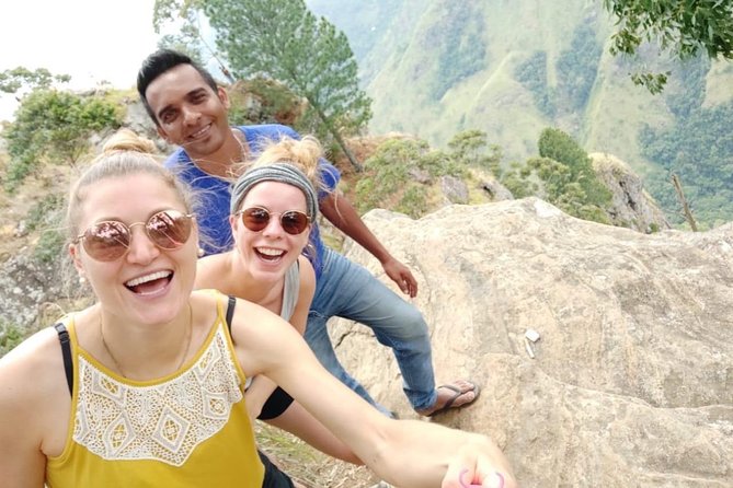 5 Days Tour in Sri Lanka (Hotels with Breakfast & Luxury Car) - Who should book this five-day route?