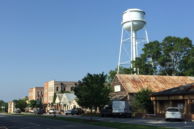 7-Hr The Walking Dead Private VIP Tour in Atlanta and Senoia with Transportation - Atlanta: where Rick first meets the ruined city