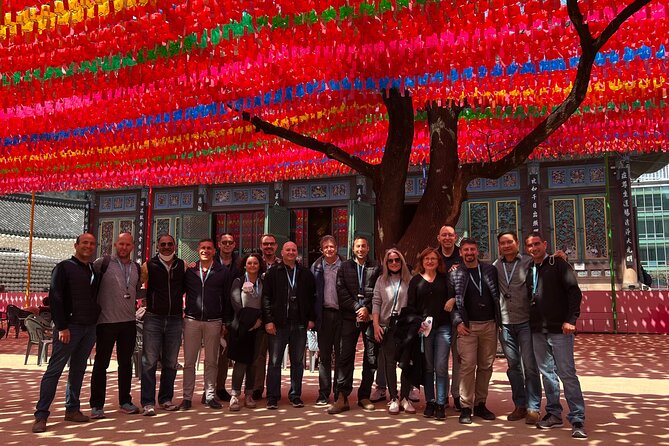 8 hours Private Tour in Seoul for the VIP - Modern Seoul, K-pop, and K-drama locations