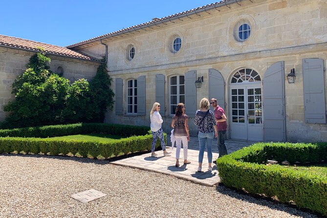 A day in Saint-Emilion in a small group (Electric Luxury Van) - Saint-Émilion village, stone streets and wide views