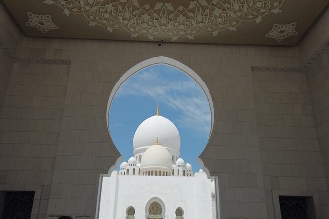 Abu Dhabi City Tour with Gold Coffee: A Taste of Luxury & Culture - The real shape of this six-hour Abu Dhabi trip