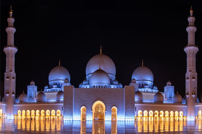 Abu Dhabi City Tour with Gold Coffee: A Taste of Luxury & Culture - Emirates Palace: gold coffee and grand surroundings