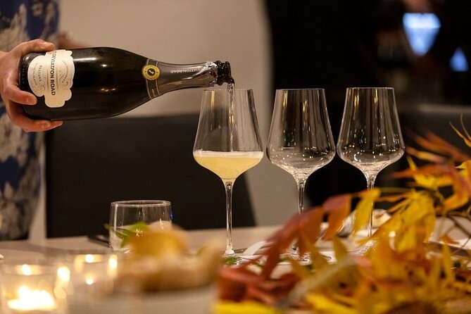 Adelaide Hills Luxury Wine Tour - Private Day Tour - Uraidla Hotel adds a proper Hills lunch