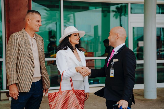 Airport Arrival VIP Meet and Greet Assistance Service - Who should book this Aruba arrival service?