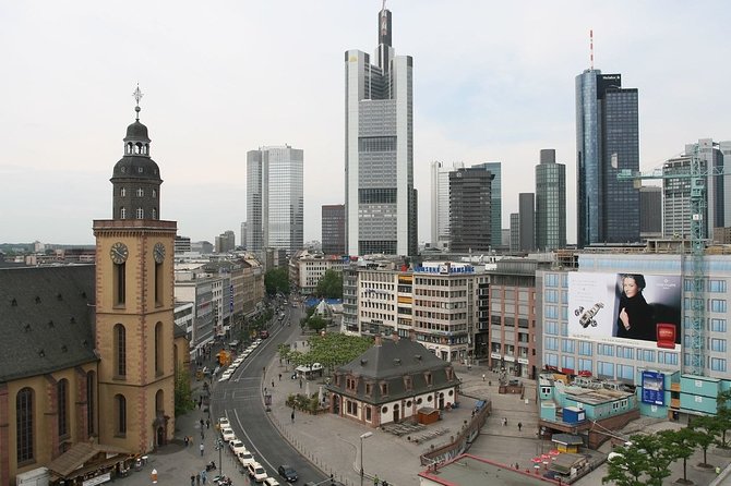 Airport Transfer: Airport FRA to Frankfurt by Luxury Van - Should you book it?