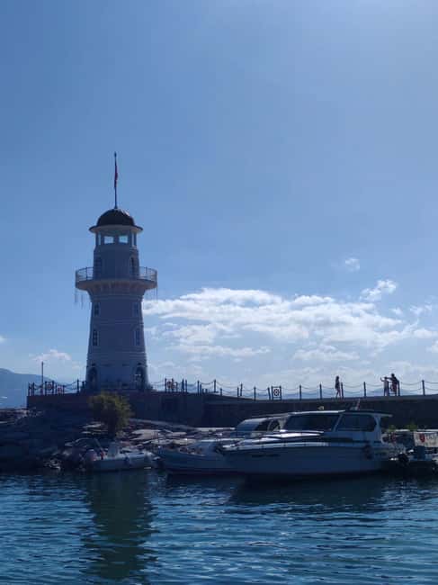 Alanya: Luxury Pirate Boat with Lunch & Unlimited Drinks - Timing, Seating, and Boat Options