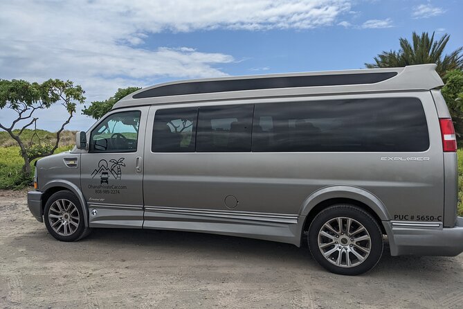 Ali'i Private Tour in Luxury Van - Magic Sands Beach Park without the parking headache