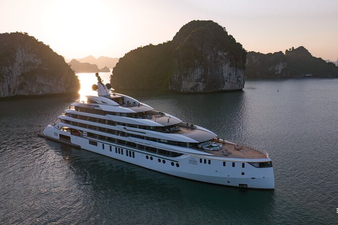 ALL Inclusive: Halong Bay Overnight Luxury Cruise Collection - The second morning: Tai Chi and Sung Sot Cave