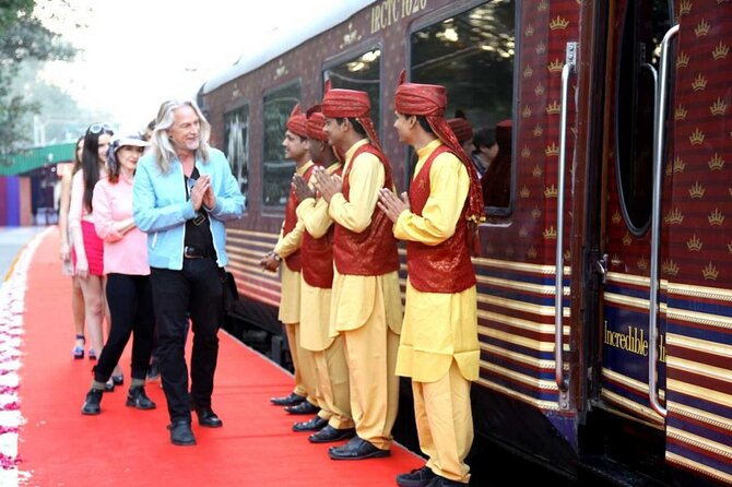All Inclusive Luxury Taj Mahal Tour from Delhi by Express Train - Why the express train makes this day possible