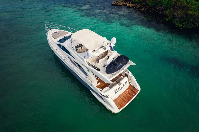 All Inclusive Luxury Yacht – Private Island Experience - Premium drinks and attentive hosting