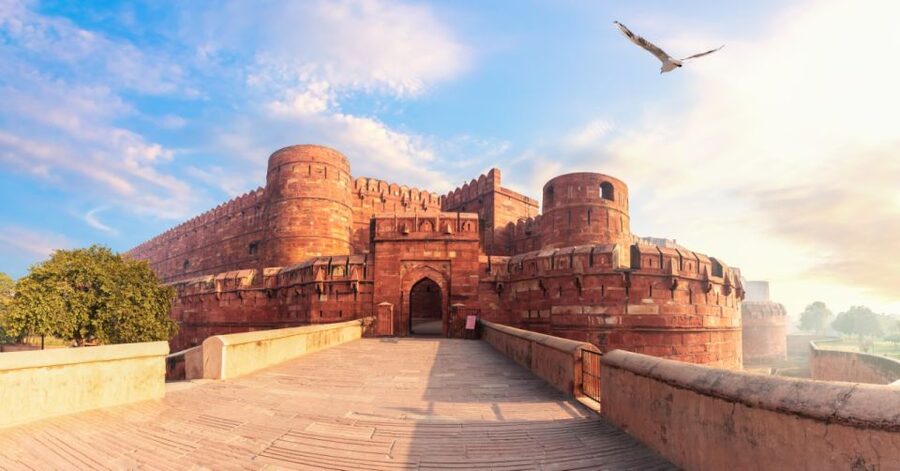 All Inclusive Private Taj Mahal Luxury Tour from Delhi - Guides, photography, and personal attention