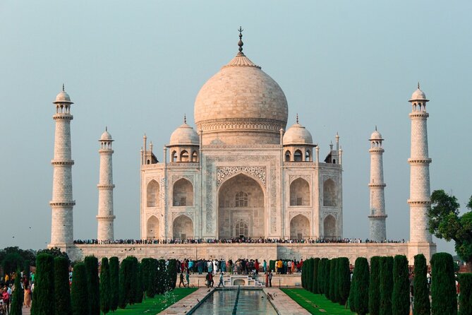 All Inclusive Private Taj Mahal Luxury Tour from Delhi by Car - Lunch and local food recommendations