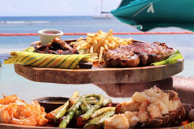 All Inclusive VIP Beach Break Pass at Nacional Beach Club - Vendors and the real meaning of relaxation