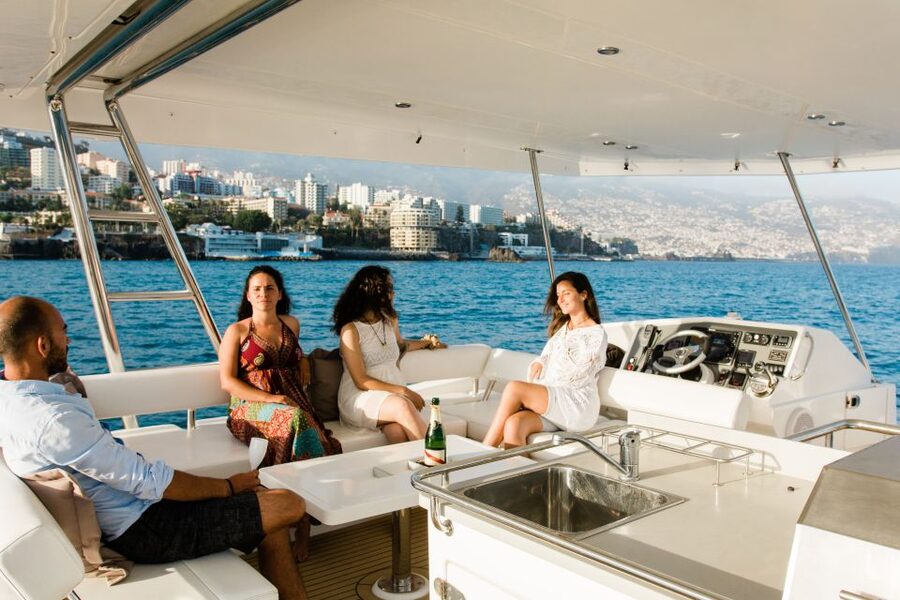 All Inclusive Whale and Dolphin Watching Luxury Tour - Cabo Girão: a swim beneath Madeira’s huge cliff