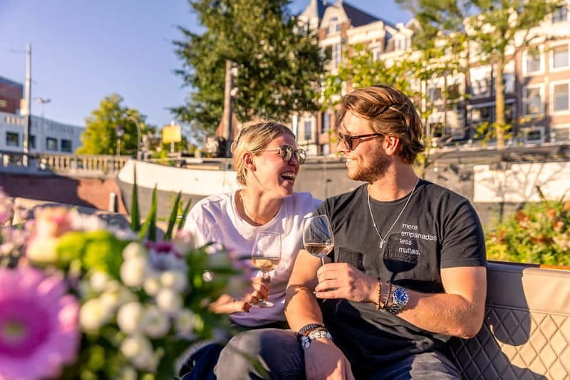 Amsterdam: 2-Hour Luxury Canal Cruise with Snacks & Drinks - Hortus, the Scheepvaart Museum, and NEMO