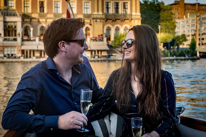 Amsterdam Breakfast Cruise on Private Luxury Boat - Starting at Oosterdokskade 8