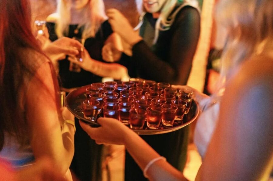 Amsterdam: Ludwig's Red Light Pub Crawl with VIP Club Entry - The first bars: quick introductions and welcome shots