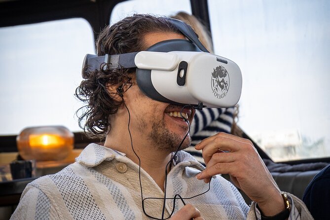Amsterdam: Luxury Canal Cruise with Historic VR Experience - Who will enjoy this most