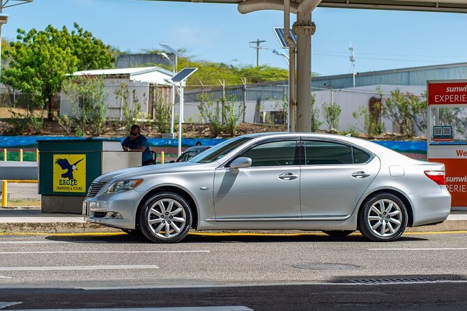 Antigua - VIP Fast Track On Arrival ONLY And Round Trip Transfer - The return transfer requires a little attention