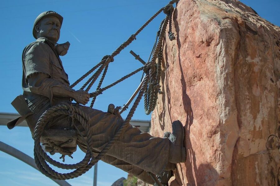 Around Las Vegas Tour VIP Small Group tour From Las Vegas - Boulder City and the 1930s dam story