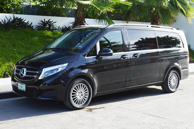 Arrival Luxury Transportation: Punta Cana International Airport to Hotels (1-5) - Choosing the right destination zone