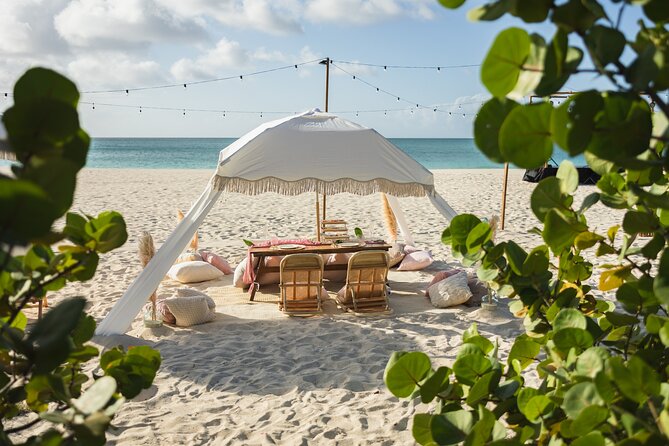 Aruba Romantic Sunset Photoshoot & Beach Picnic in Luxury Cabana - Your first moments in the cabana