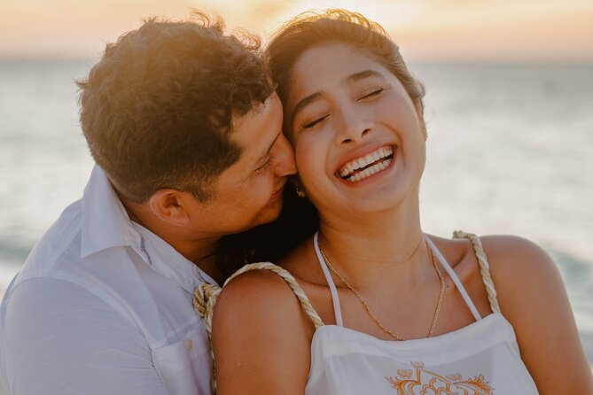 Aruba Romantic Sunset Photoshoot & Beach Picnic in Luxury Cabana - The personal service is a real part of the experience